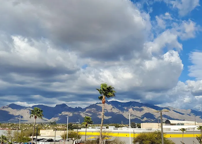 Comfort At Mall Hotel Tucson