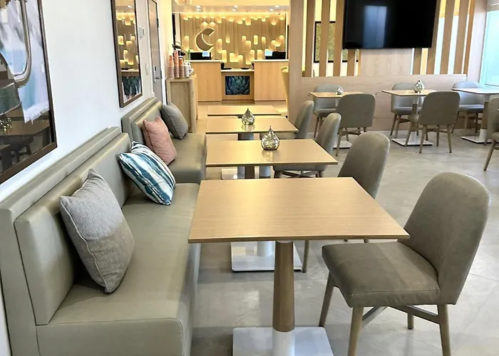 Comfort At Mall Tucson