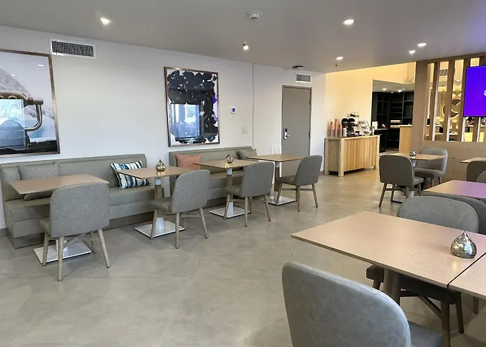 Hotel Comfort At Mall Tucson
