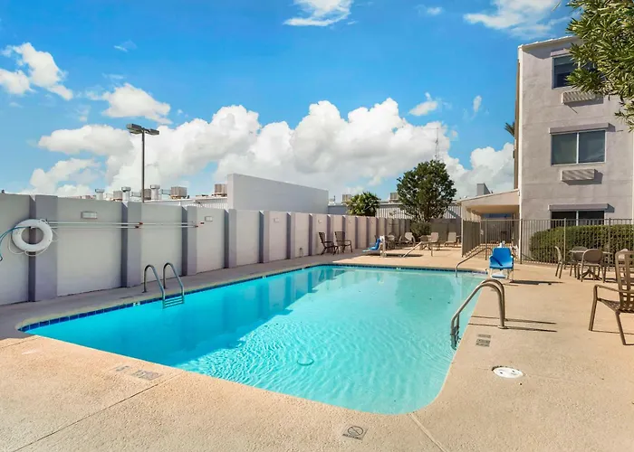 Comfort At Mall Hotel Tucson
