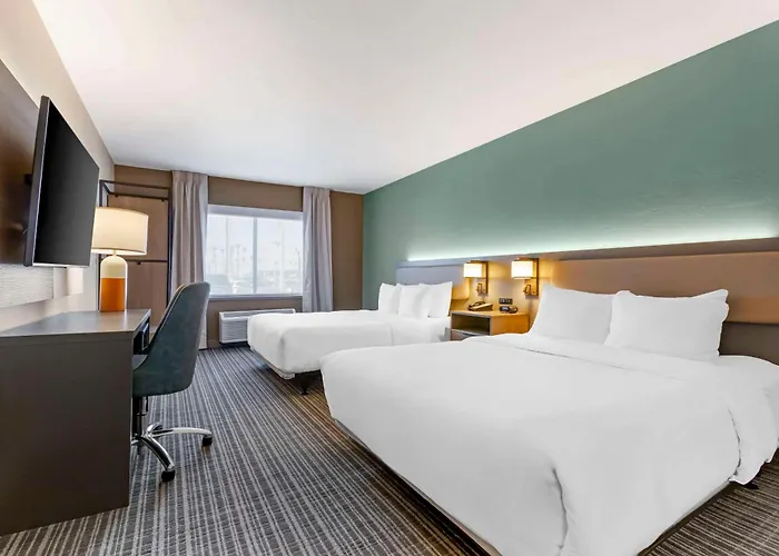Comfort At Mall 4*
