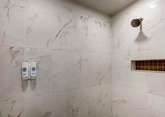Comfort At Mall 4*
