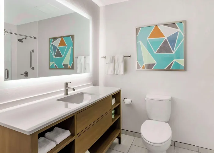 Hotel Comfort At Mall 4*